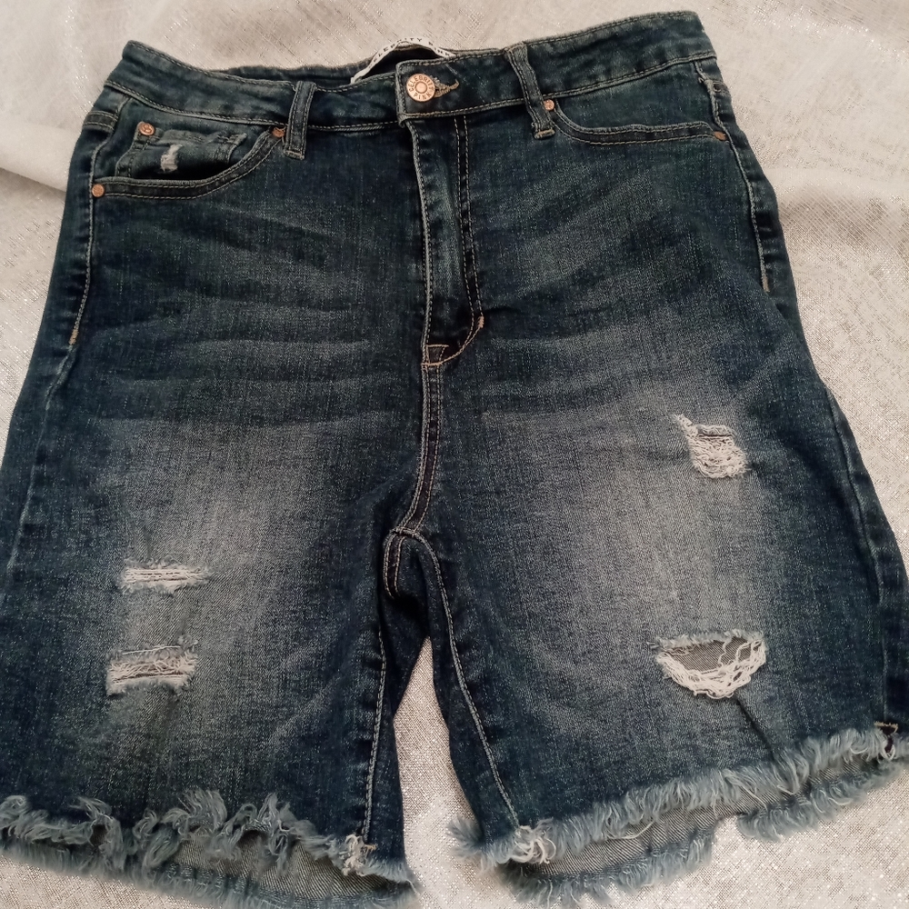 Celebrity Pink distressed denim shorts, EUC, size 11, 30 W